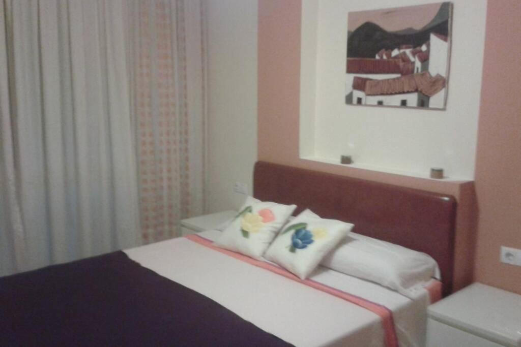 Bonito Apartamento Cerca Del Puerto Malaga Exterior photo